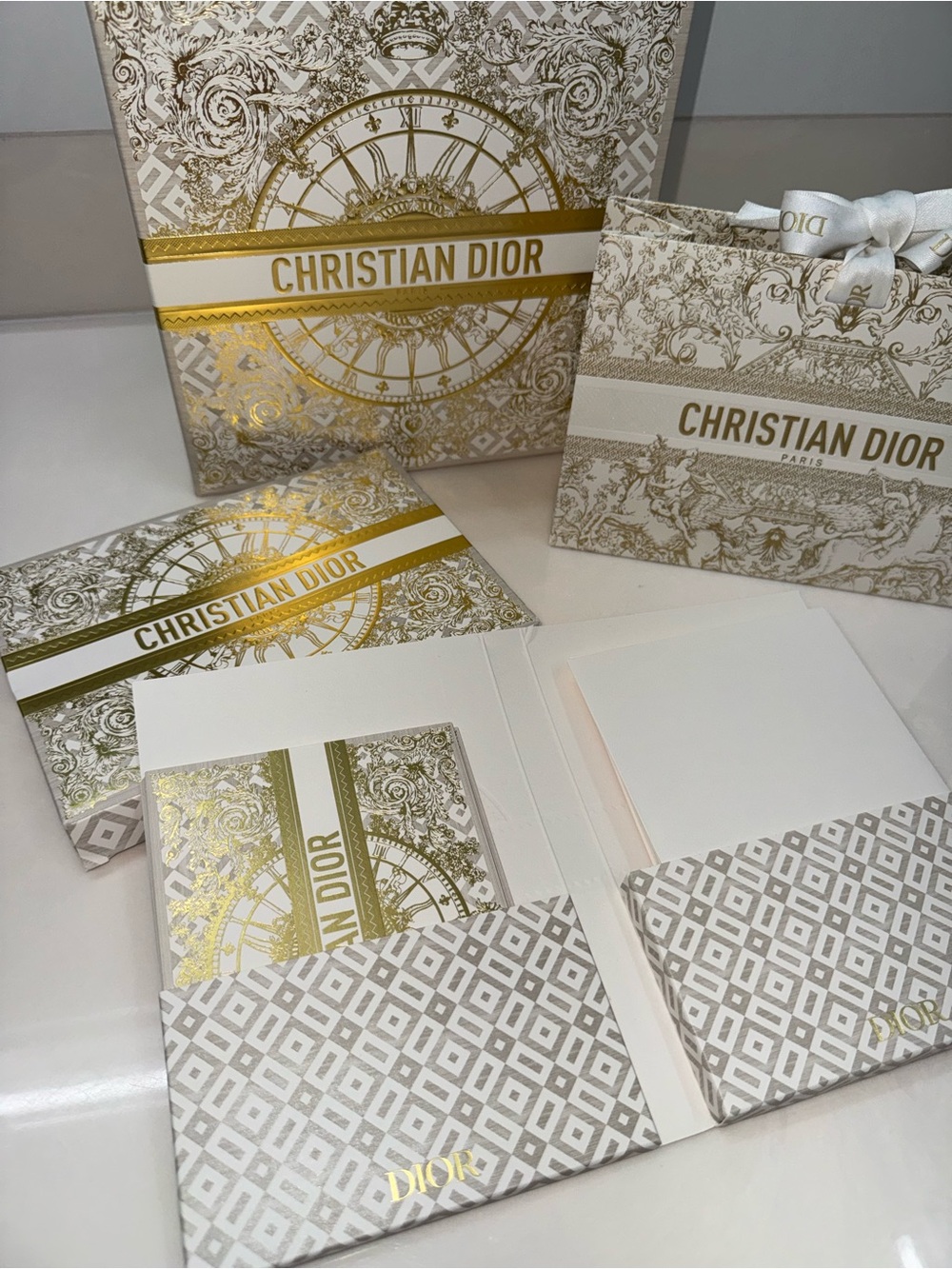 Dior stationary set of 10 note & envelope